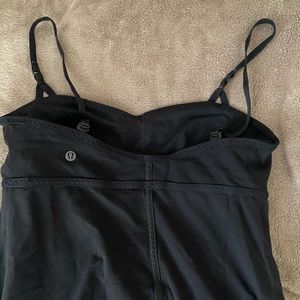 Lululemon tank top - medium size